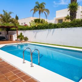 Spacious House with Private Pool in Vera, 420 sqm