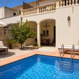 Cas Coco 8 Person Townhouse near Playa de Muro