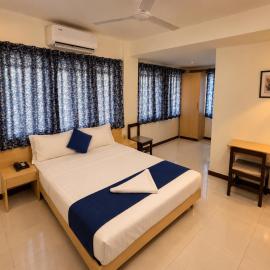 Hotel Sea Side Near Arnala Beach