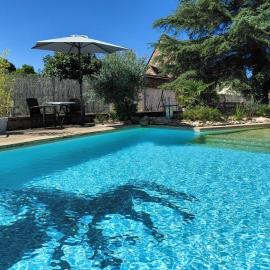 Auberge du Relais d'Auniac - Hôtel Bar Restaurant Piscine