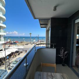 라르나카에 위치한 호텔 Dios Ponte Finikoudes Beachfront