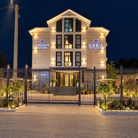 Sara Hotel Bishkek: Bişkek'te bir otel
