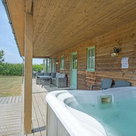Roydon에 위치한 호텔 Oak Farm Lodges