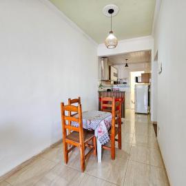 Apto com Garagem e Varanda no Jardim Casa Branca