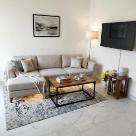 Modern and Spacious 2BHK Fully Furnished & Cozy
