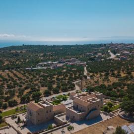 Armantanis Luxury Suites
