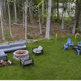 Poconos Escape Fireplace, Fire Pit & Fresh Air
