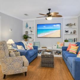 Sunrise Bliss 3 Bedroom St Simons Island 3 Minutes To Pier โรงแรมในSaint Simons