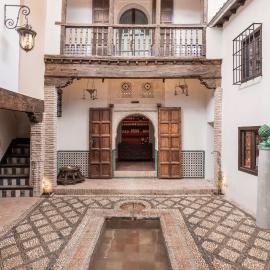 Monumental Hotel Yanguas Nazari Palace