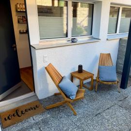 Gemütliches Studio mit Sitzplatz
