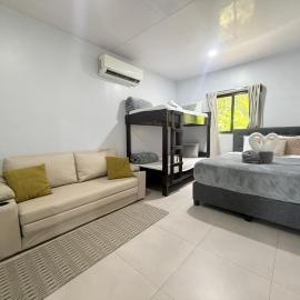 Casa Melda Walk to the Beach & Gandoca-ManzanillO