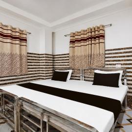 Hotel O by OYO Hiland Park Formerly Ayush Villa
