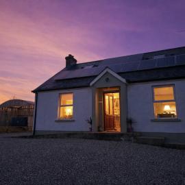 Kingarrow Cottage – hotel w mieście Omagh