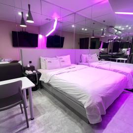 You&Me Hotel
