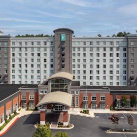 Embassy Suites by Hilton Birmingham Hoover, hotelli kohteessa Birmingham