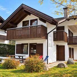 La Pineta - Appartamenti In Villetta โรงแรมในปินโซโล