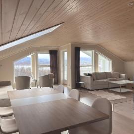 Apartment with sea views,veranda, and free parking
