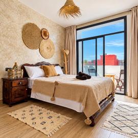 Hey Ola Surf House & Hostel, hotel di Mirleft