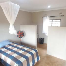 Copperhead Accommodation Ltd, hotel di Kalumbila