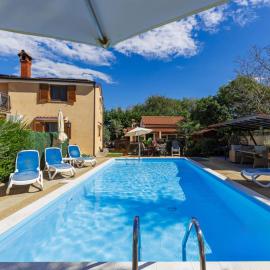 Apartment Nena-1 by Interhome