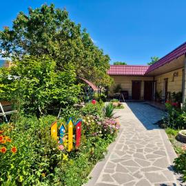Aghasu Tun B&B, hotel din Odzun
