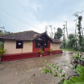 Gope town Homestay, hotel u gradu Mudigere