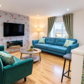 Amore Apartment - Cosy, Modern Top Floor Apartment