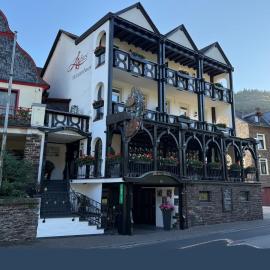 Hotel Altes Winzerhaus, khách sạn ở Cochem
