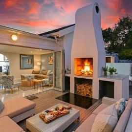 Spray Villa & Cozy Cottage - 500m from the Beach