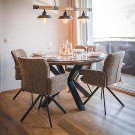 Spatzennest Ferienwohnung nahe Innsbruck, hotel v destinácii Grinzens