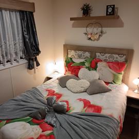 3 Bedroom Caravan, Edi Rita, Robin Hood, Pet Friendly