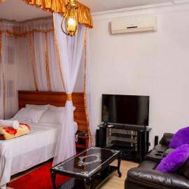 Tourists Nest Hotel