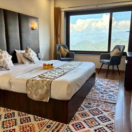 Hotel Switzerland In Dalhousie #Premium Room With Mountain View, hotel en Dalhousie