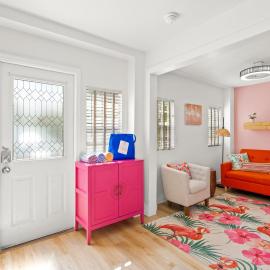 Flamingo 1BR Beach-side Villa in Siesta Key with Pool