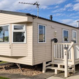 Ingoldmells 2-Bed Cabin Sleeps 6 with Parking