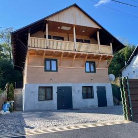 SKH RLS, 3 apartments, 5 bedrooms, 10-15 person