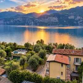 Villa Gaia Apartments pool wifi parking, hotell i Malcesine