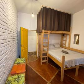 Cloud 9 Hostel