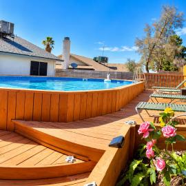 Spacious Vegas Retreat Pool Games & Montain View