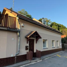 Family house, Jihlava, 8 people with parking for 1-2 cars
