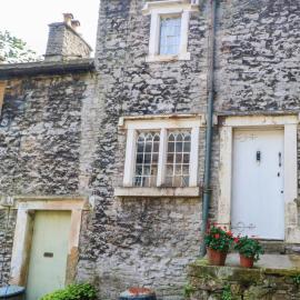 73 Ravensdale Cottages