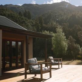 Mount Maude Retreat, Lake Hawea Views, sleeps 10