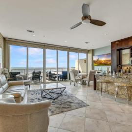 XL Terrace, Lazy River, I-O Pools, Game Room, Spa, Beach, Luxury 2-2 Penthouse!
