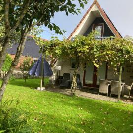 De Druif 6 pers holiday home close to the National Park Lauwersmeer