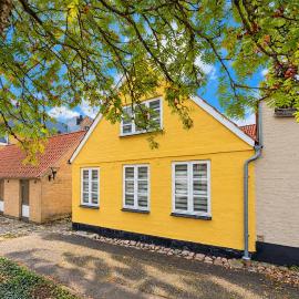 Stunning Home In Aabenraa With Wifi