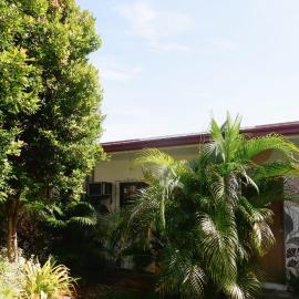 Sunnydale Apartelle -Room Accommodation near Calatagan Beach Resorts, hotel em Batangas City