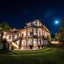Maison Blanche Rooms - Boutique, hotel u gradu 'Reggio di Calabria'