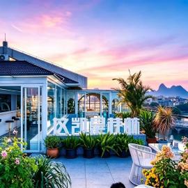 Global Village Riverside Hotel, hotel i Guilin