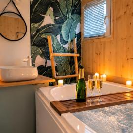 Meuse Cottage, hotel u gradu 'Hastière-par-delà'
