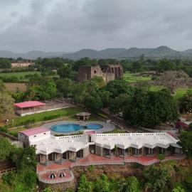The Rupmati Resort, Mandu โรงแรมในMāndu
